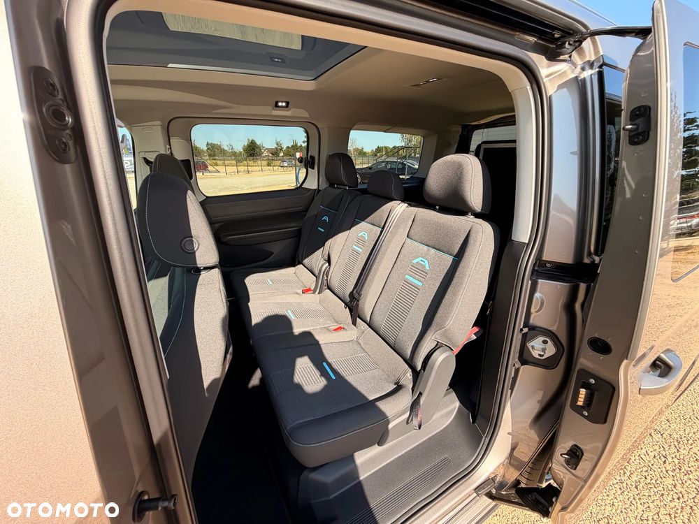 Ford Tourneo Connect Grand 2.0 EcoBlue Active - 11