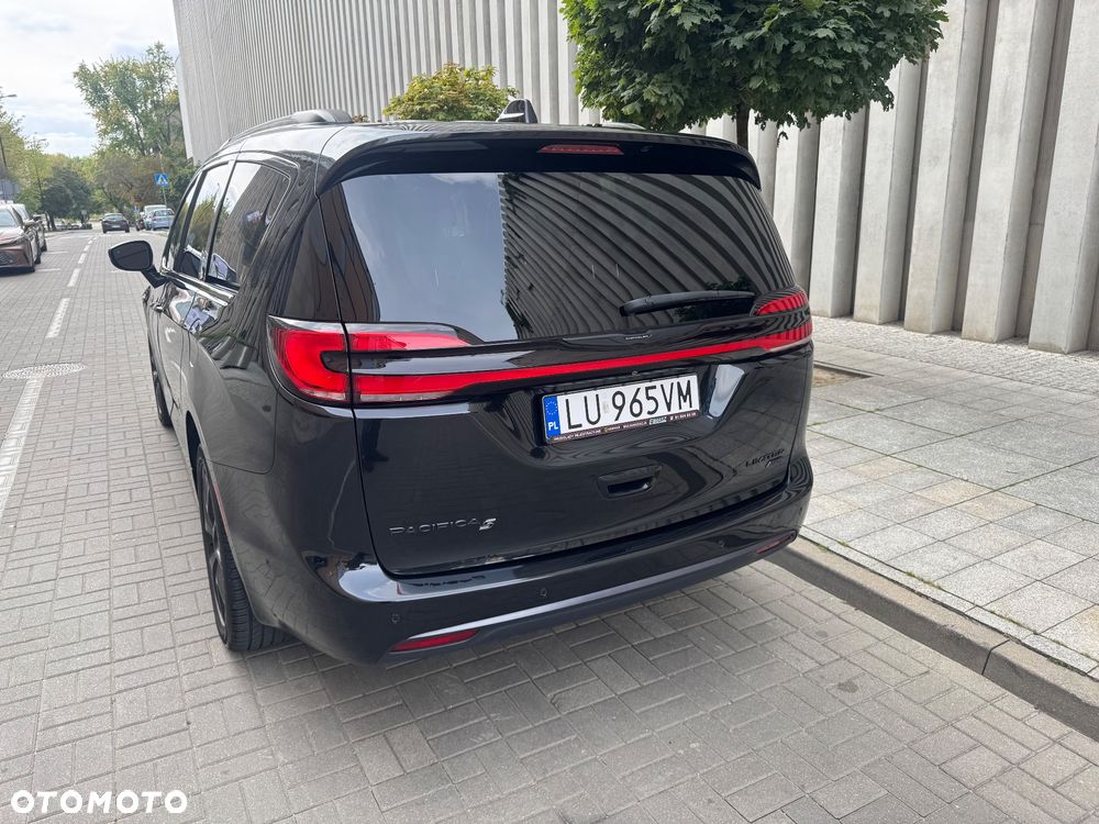 Chrysler Pacifica - 9