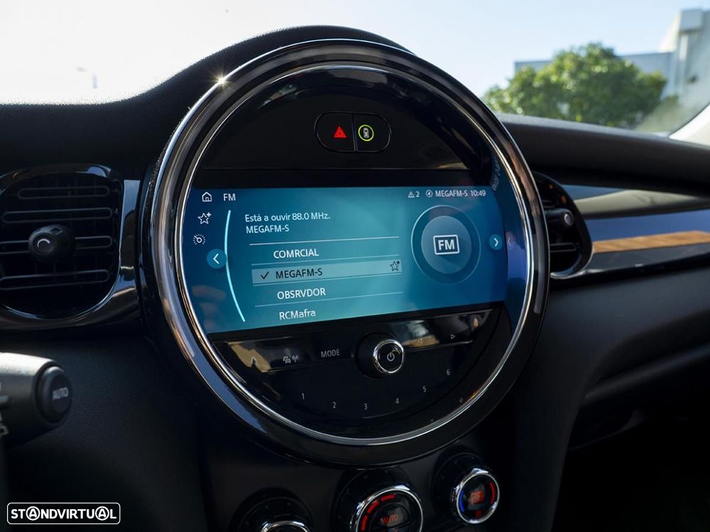 MINI 3 Portas Cooper SE Essential - 29