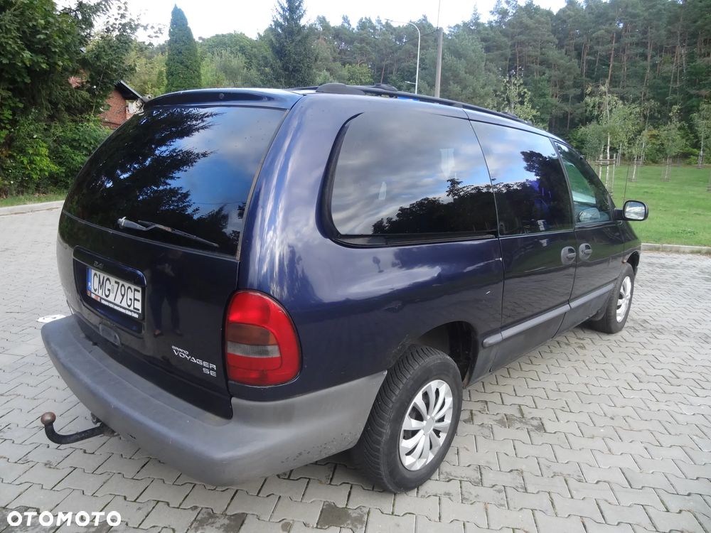 Chrysler Grand Voyager - 3