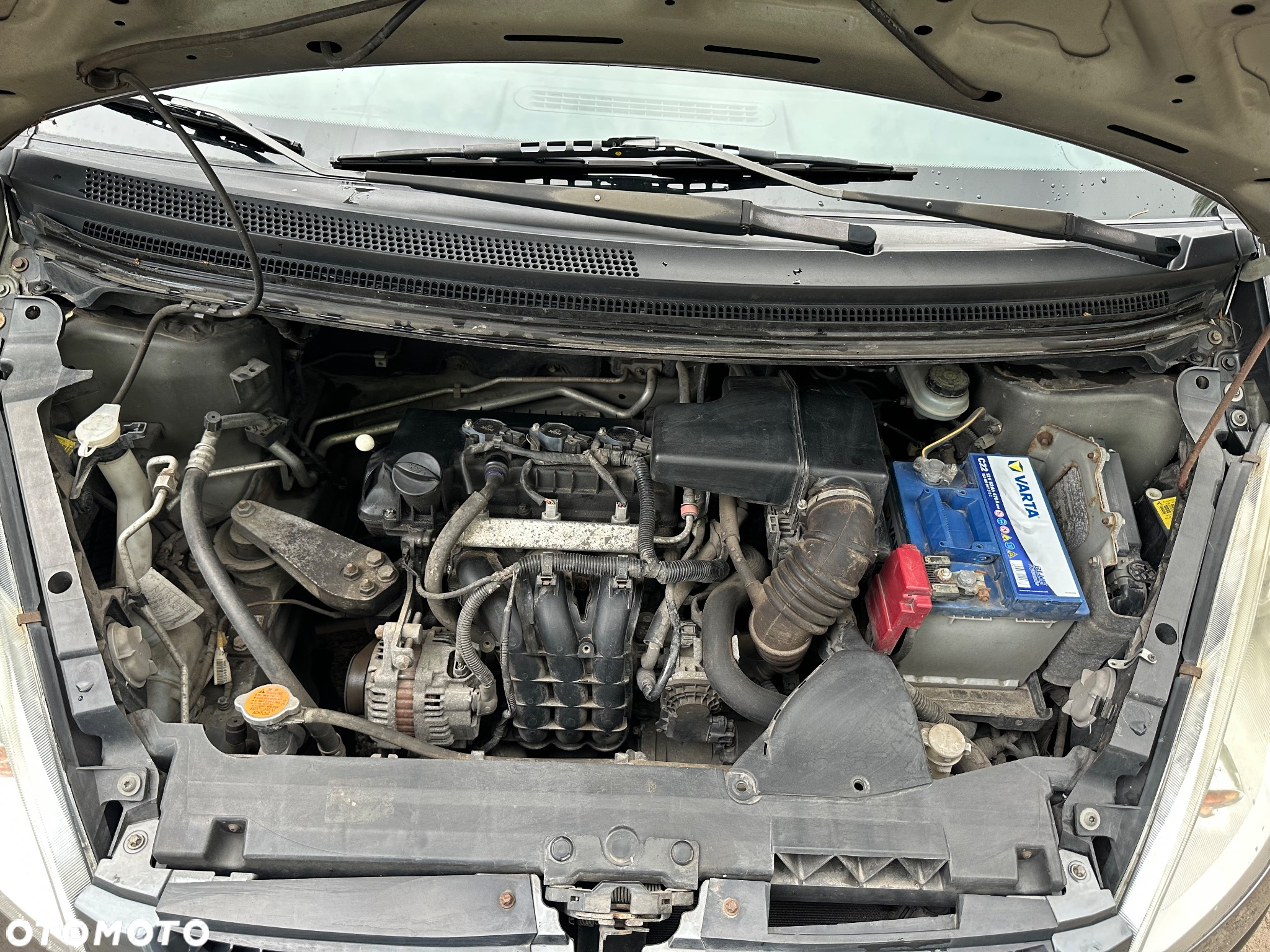 Mitsubishi Colt 1.1 - 9