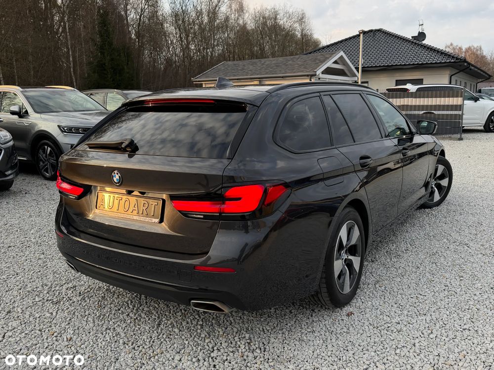 BMW Seria 5 520d Luxury Line - 16