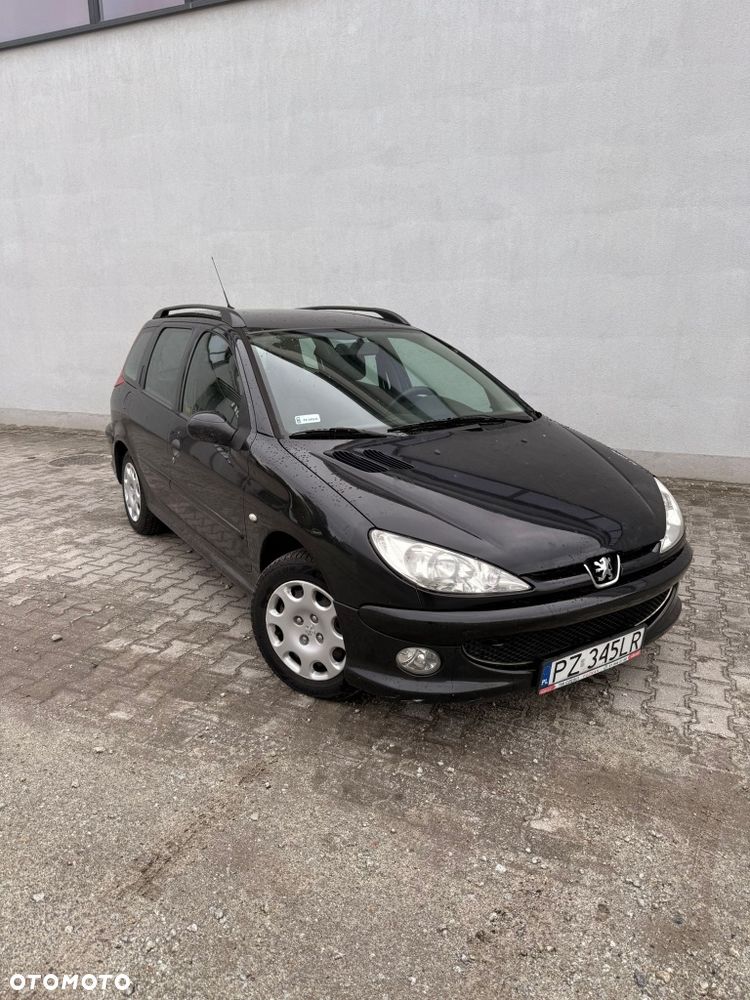 Peugeot 206 - 1