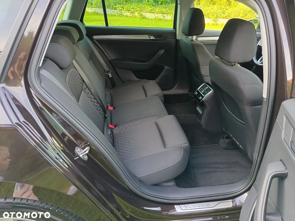 Skoda Superb 1.4 TSI Plug-In Hybrid Sportline DSG - 25