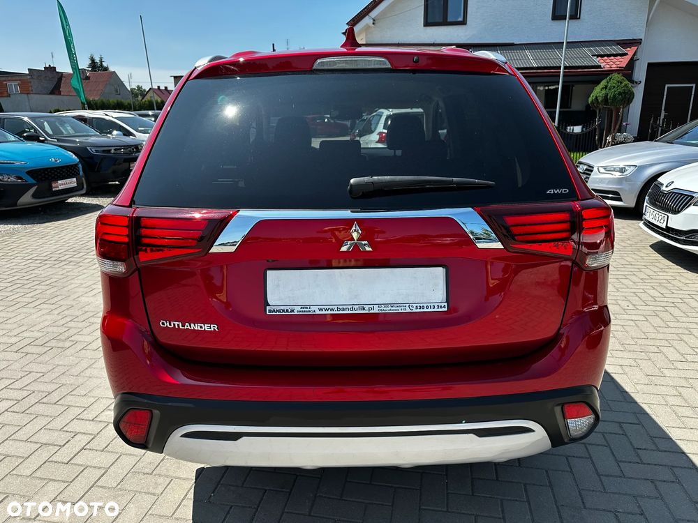 Mitsubishi Outlander - 35