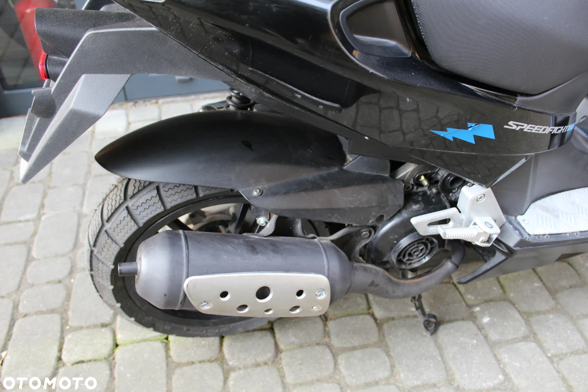 Harley-Davidson Sportster Custom 1200C - 7