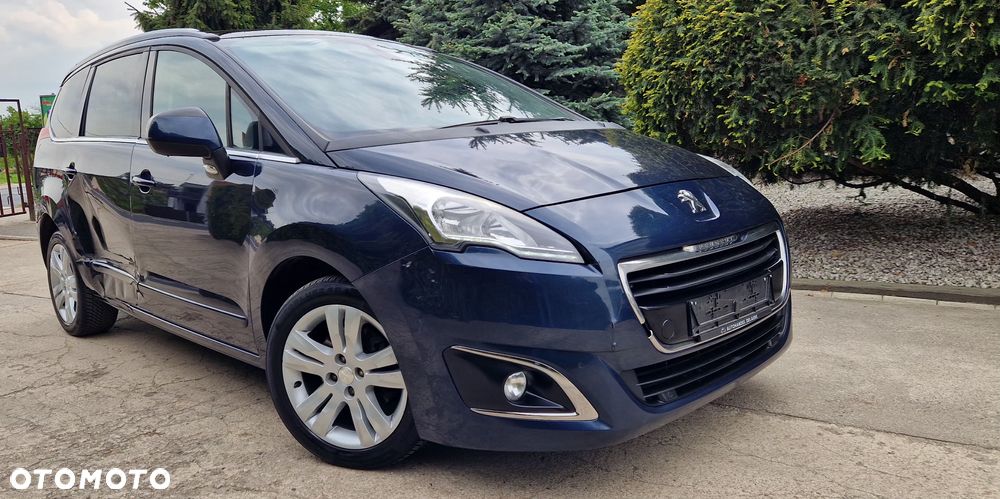 Peugeot 5008 - 3