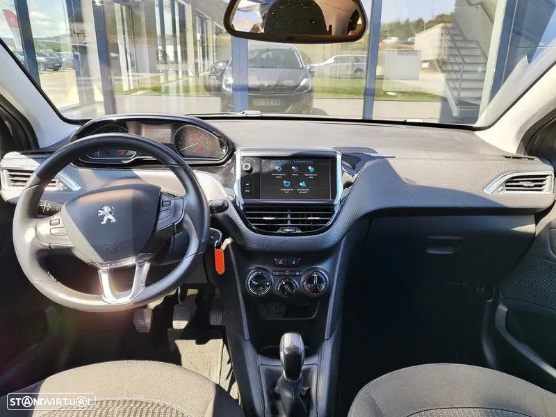 Peugeot 208 1.5 BlueHDi Signature - 21