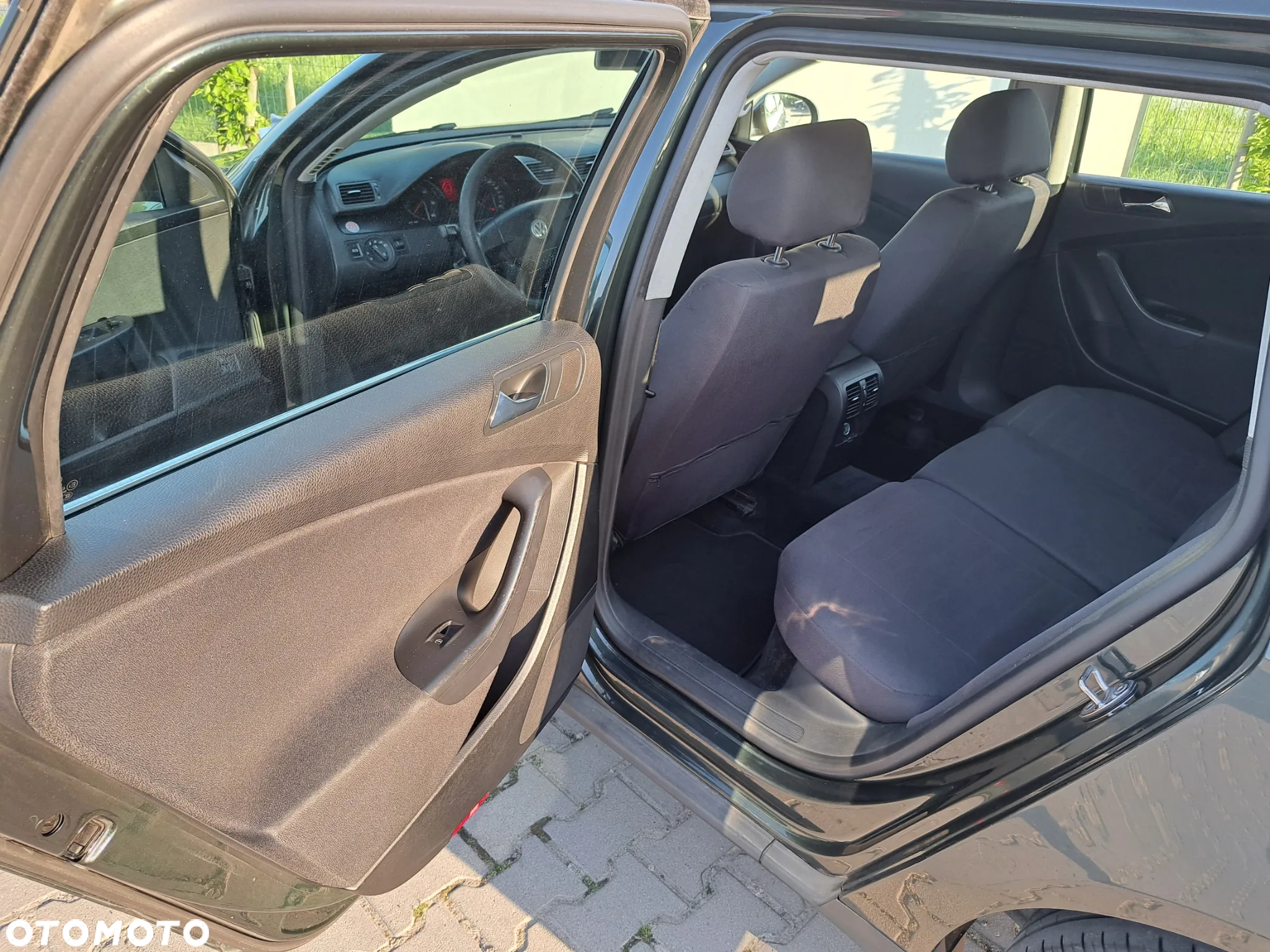Volkswagen Passat 2.0 TDI Comfortline - 18
