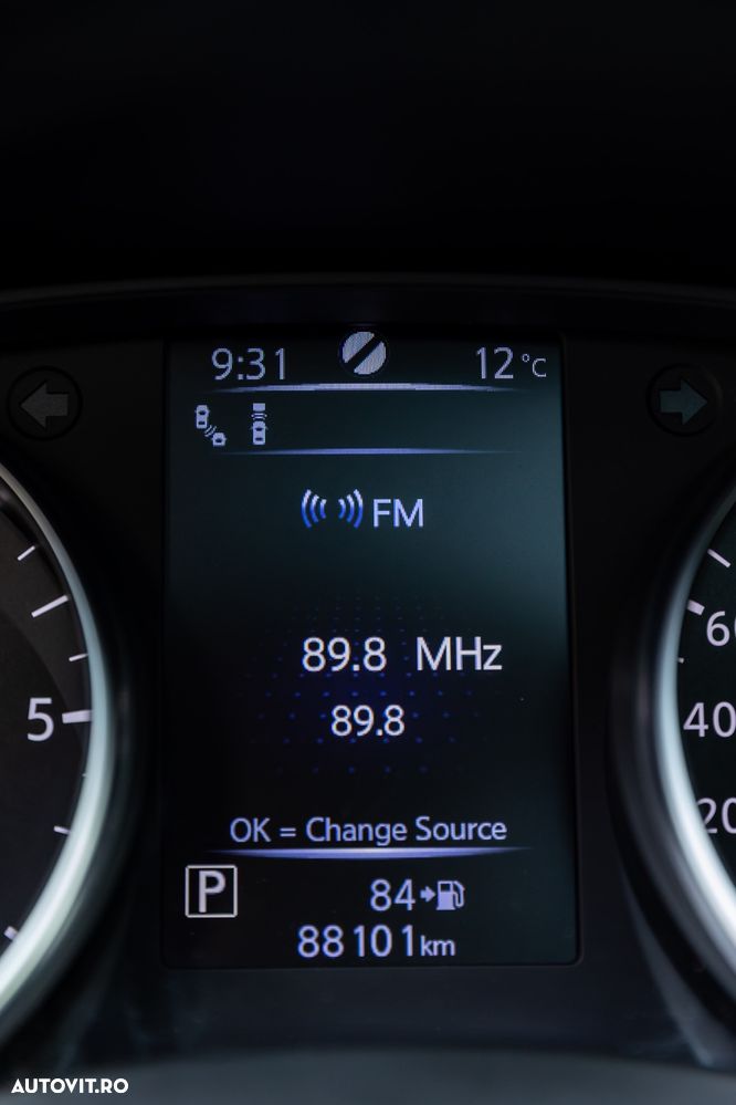 Nissan Qashqai 1.6 DCI Start/Stop X-TRONIC Tekna - 24