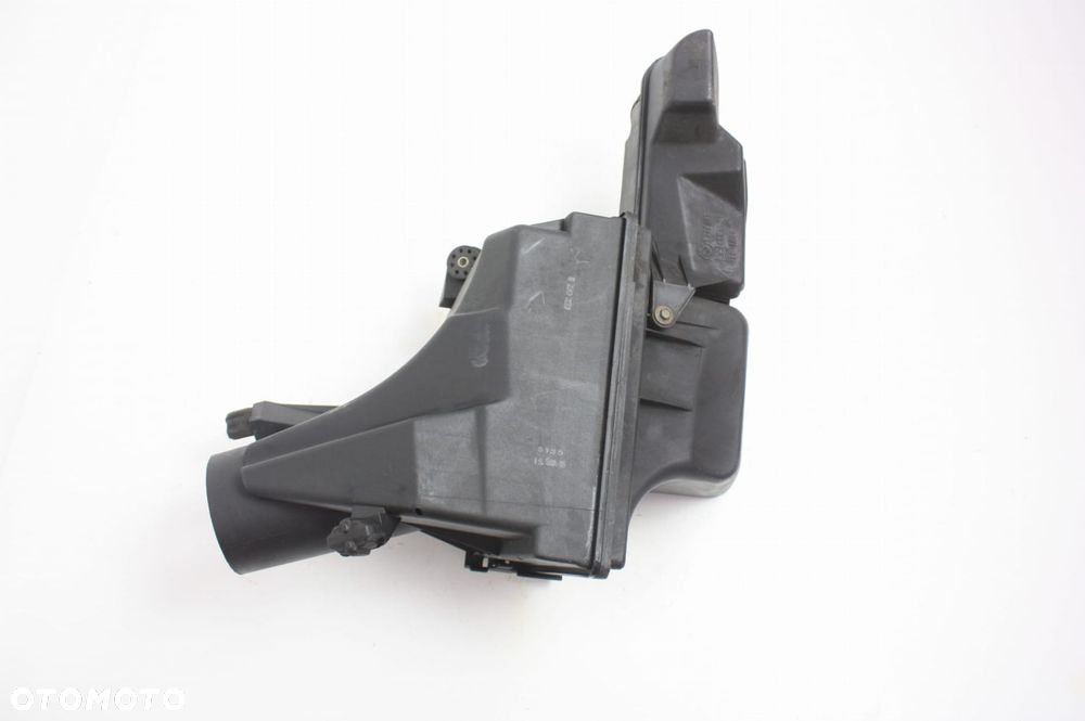 OBUDOWA FILTRA POWIETRZA BMW 728 E38 - 3