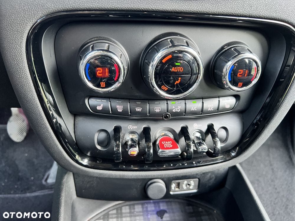 MINI Clubman - 16