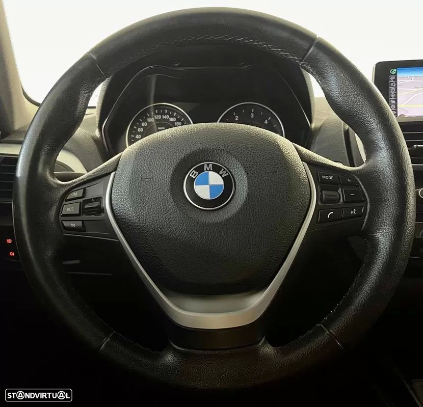 BMW 116 d Line Sport - 11