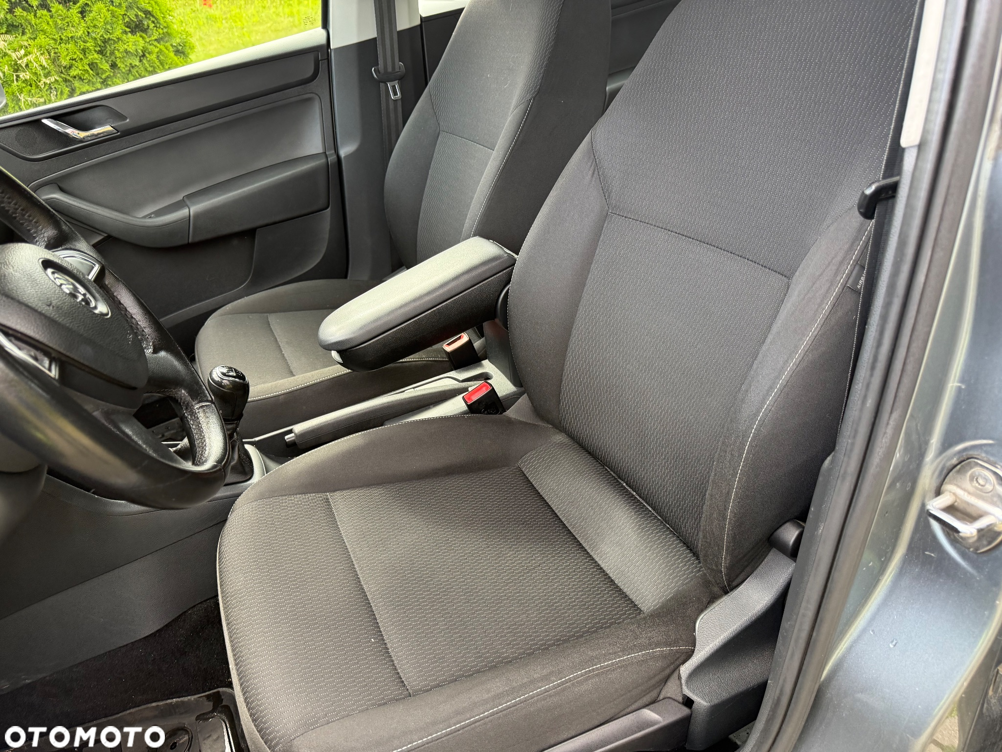 Skoda RAPID 1.2 TSI Active - 8