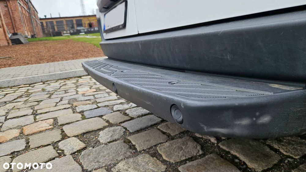 Mercedes-Benz Sprinter - 5