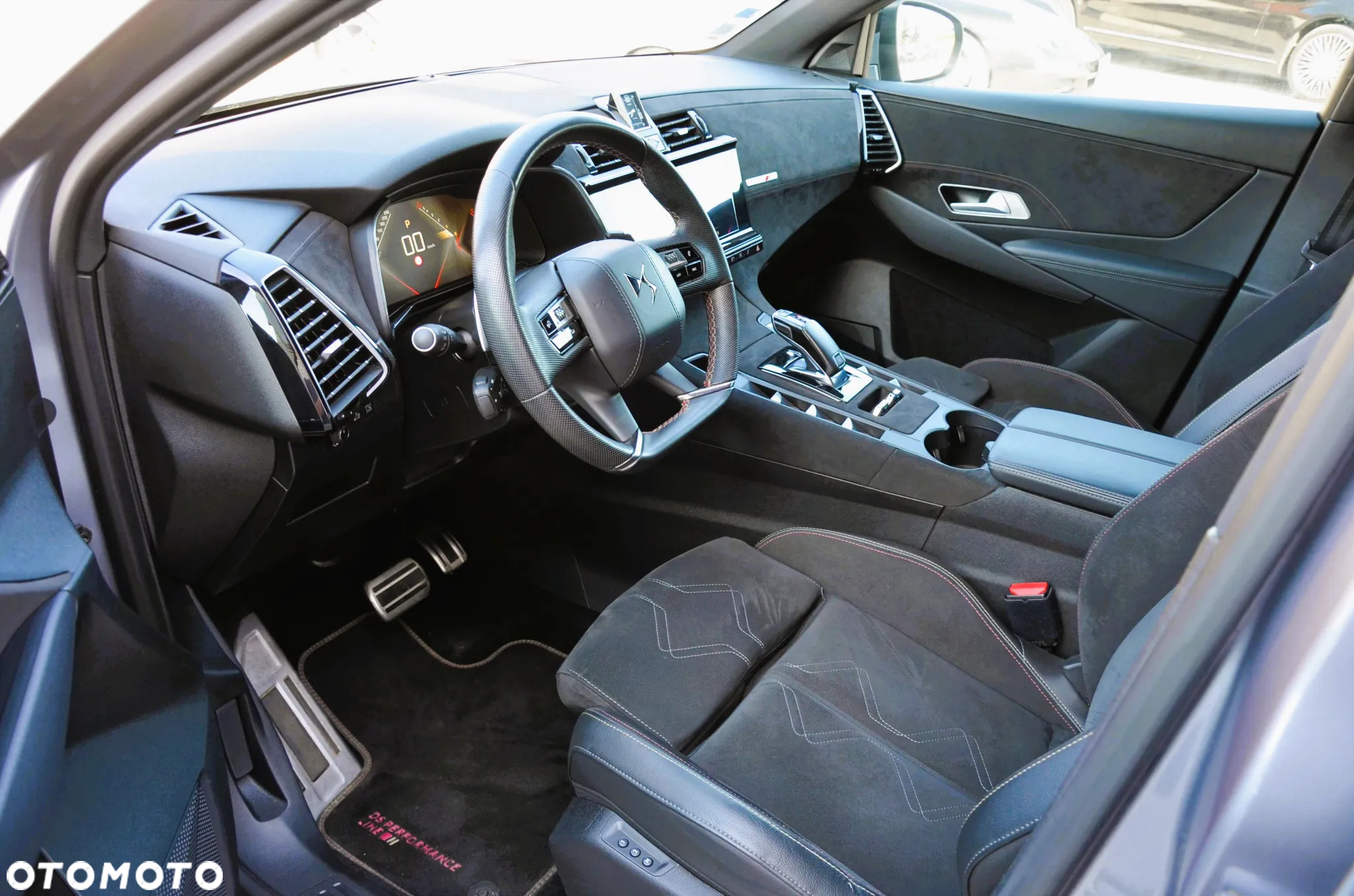 DS Automobiles DS 7 Crossback 1.6 PureTech Performance Line + - 13