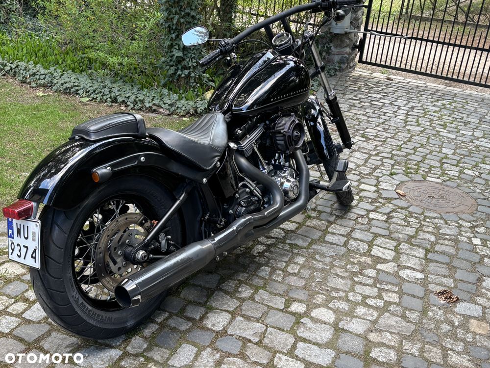 Harley-Davidson Softail Blackline - 4