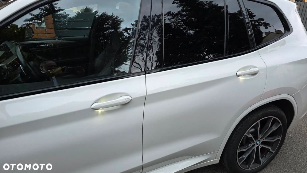 BMW X3 xDrive20d sport - 31