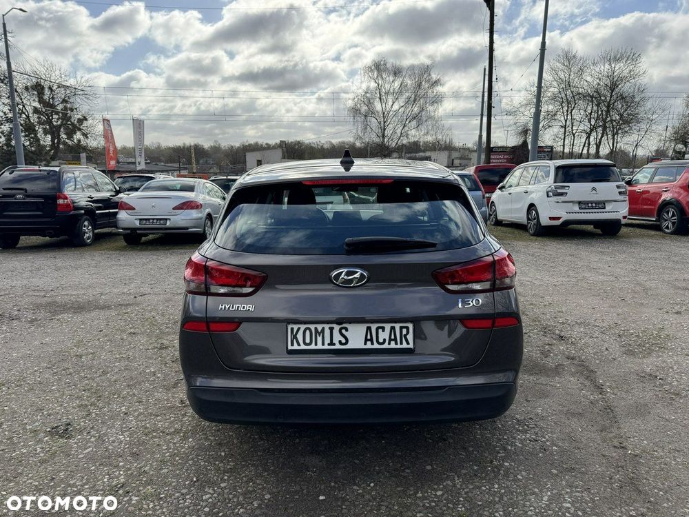 Hyundai i30 - 37