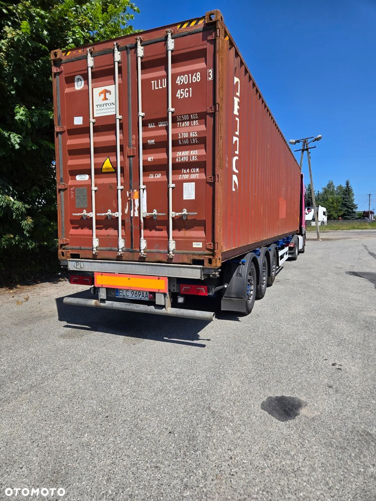 Schmitz Cargobull SCF - 1
