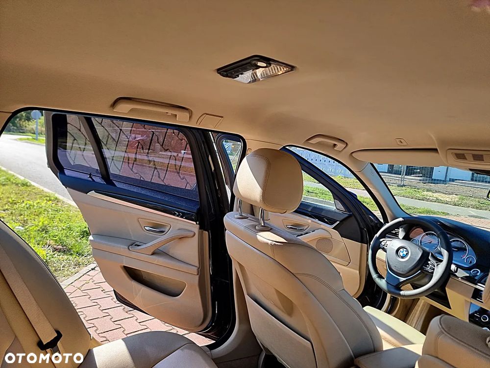 BMW Seria 5 520d Luxury Line sport - 24