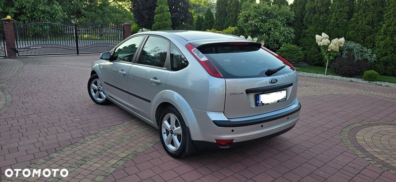 Ford Focus 1.6 Ti-VCT FX Gold / Gold X - 2