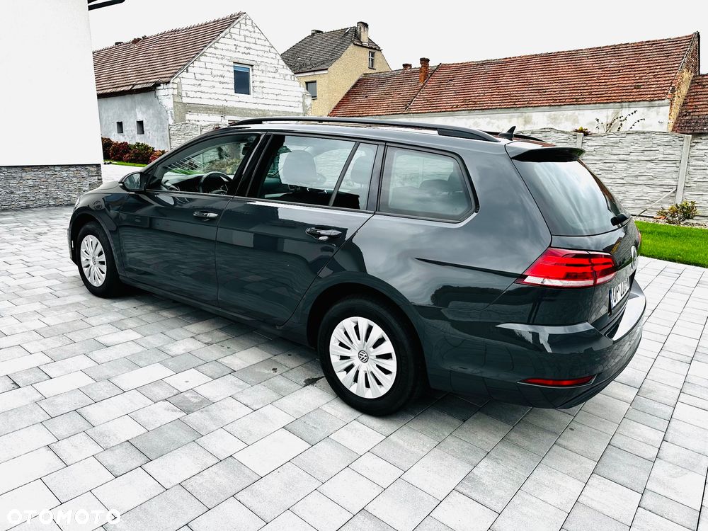 Volkswagen Golf 1.6 TDI SCR Trendline - 4