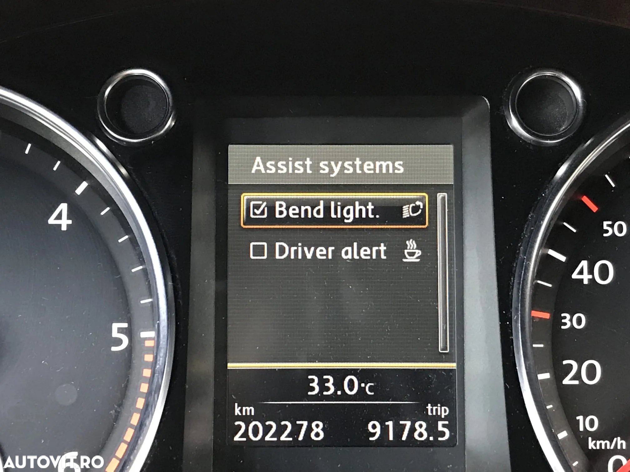 Volkswagen Passat 2.0 TDI DSG BlueMotion Technology Highline - 33
