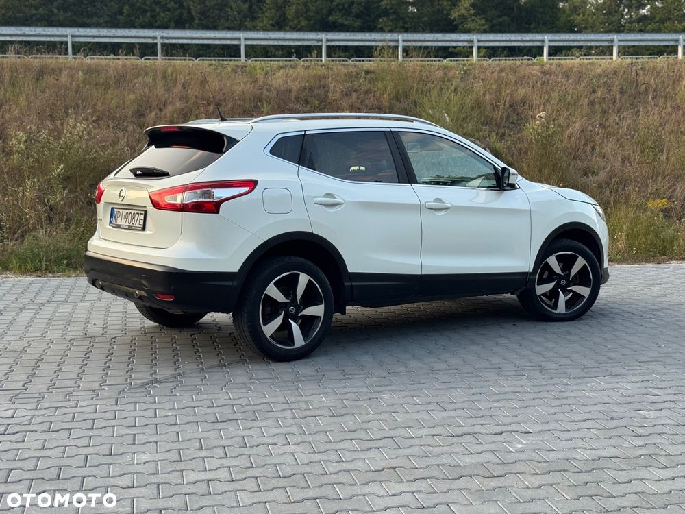 Nissan Qashqai - 12
