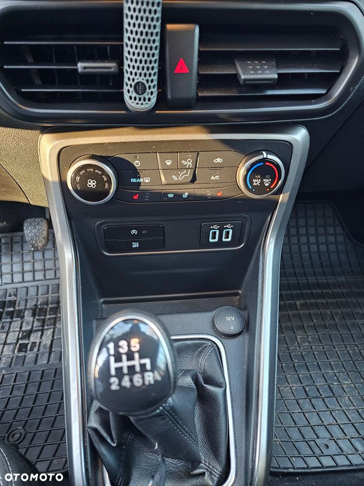 Ford EcoSport 1.0 EcoBoost COOL&CONNECT - 17