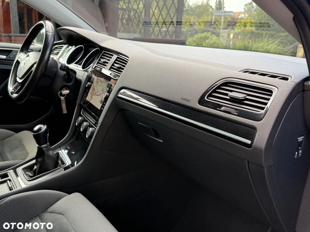 Volkswagen Golf Variant 1.4 TSI BlueMotion Technology Highline - 28