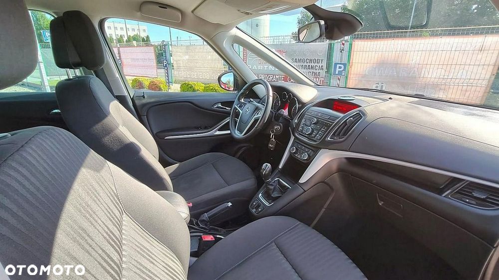Opel Zafira - 20