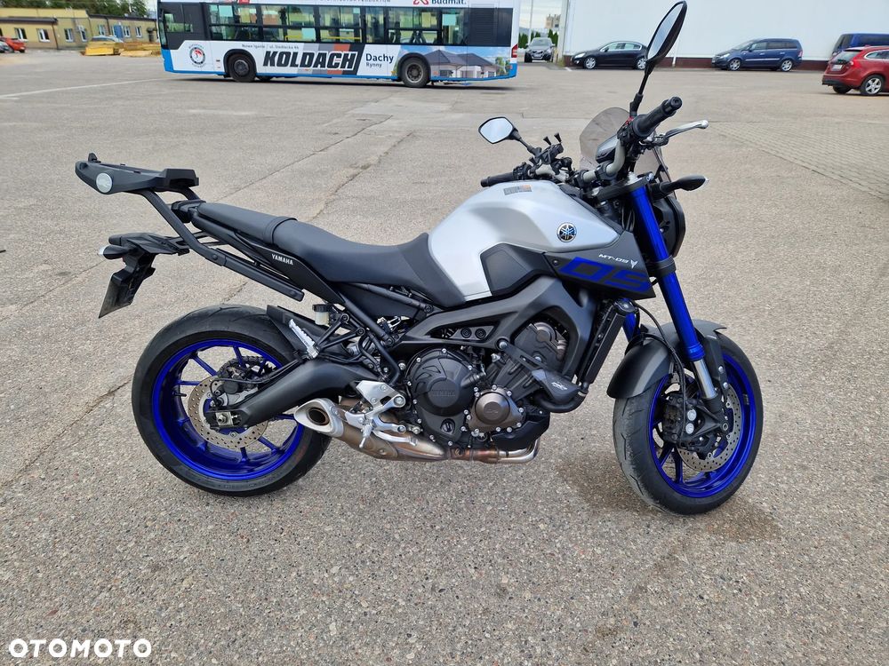 Yamaha MT - 3
