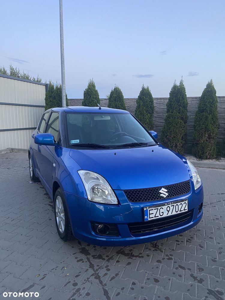 Suzuki Swift - 3