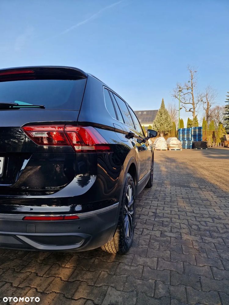 Volkswagen Tiguan - 8
