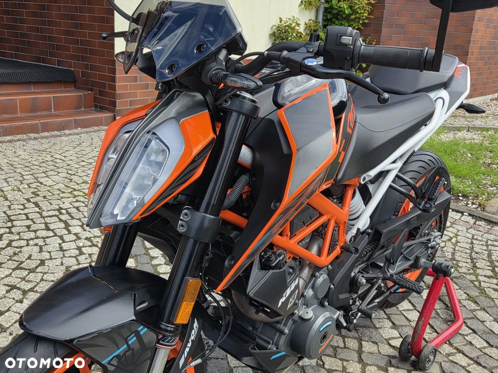 KTM Duke 390 - 23