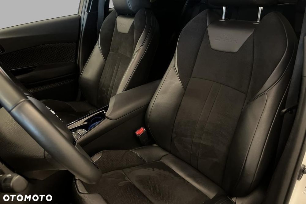 Toyota C-HR Lounge - 13