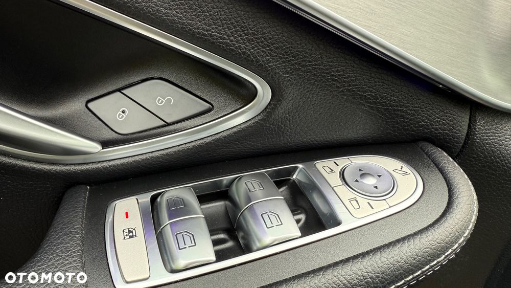 Mercedes-Benz Klasa C - 26