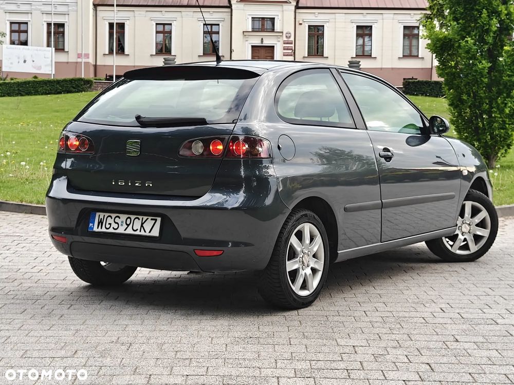 Seat Ibiza 1.2 12V Amaro - 4