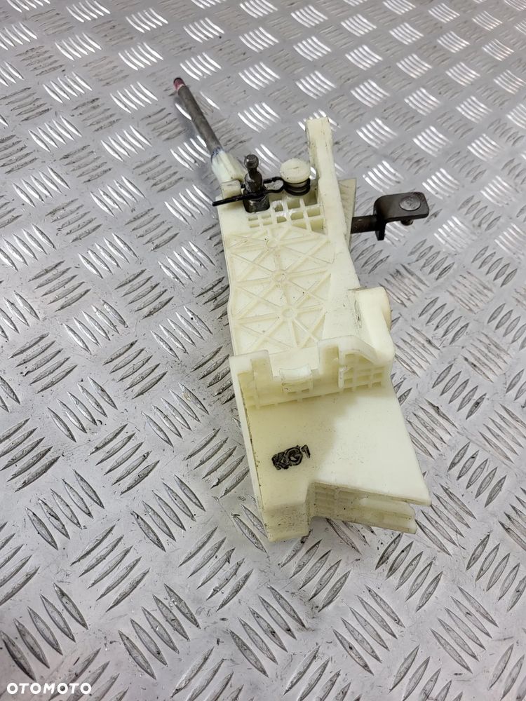 Hyundai H350 2.5 Lewarek Drążek Zmiany Biegów - 3