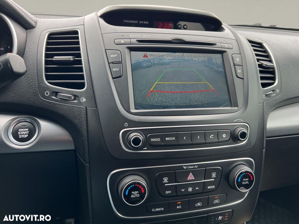 Kia Sorento 2.2 DSL 4x4 Executive - 32