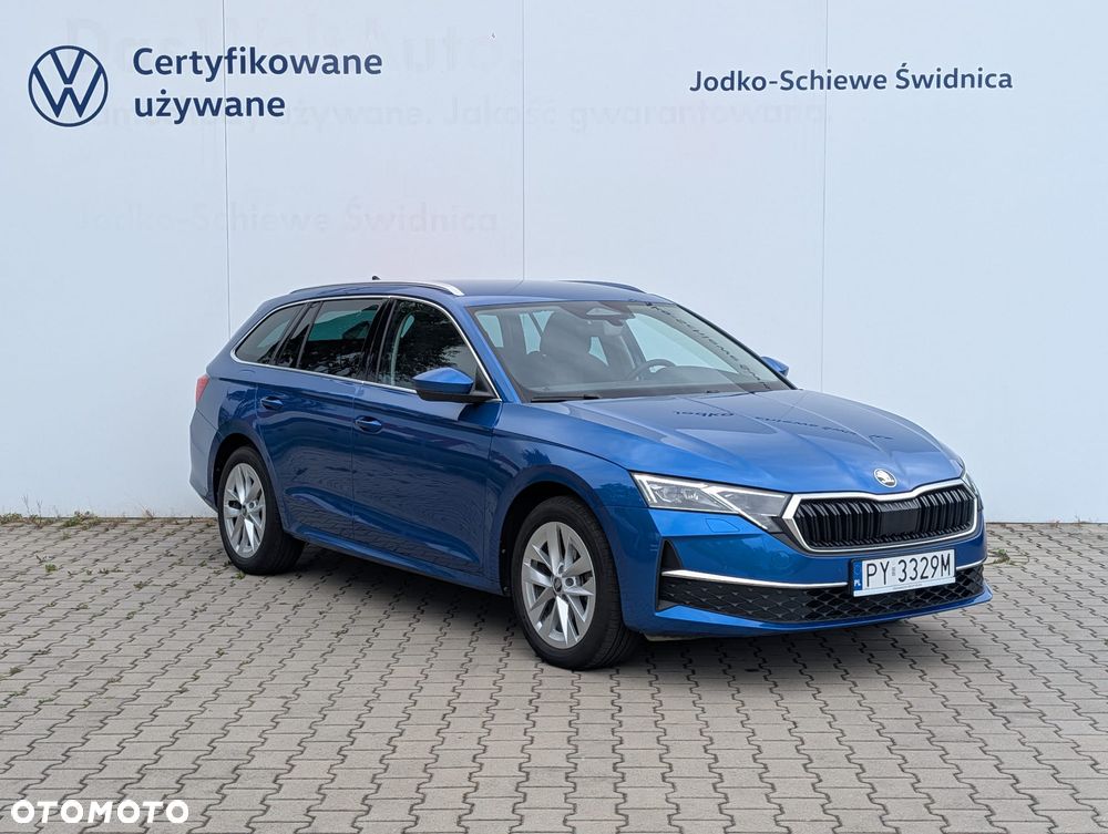 Skoda Octavia 2.0 TDI Edition 130 Selection DSG - 3