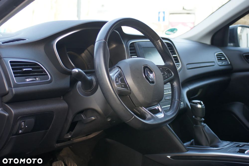 Renault Megane ENERGY TCe 130 Start & Stop LIMITED - 25