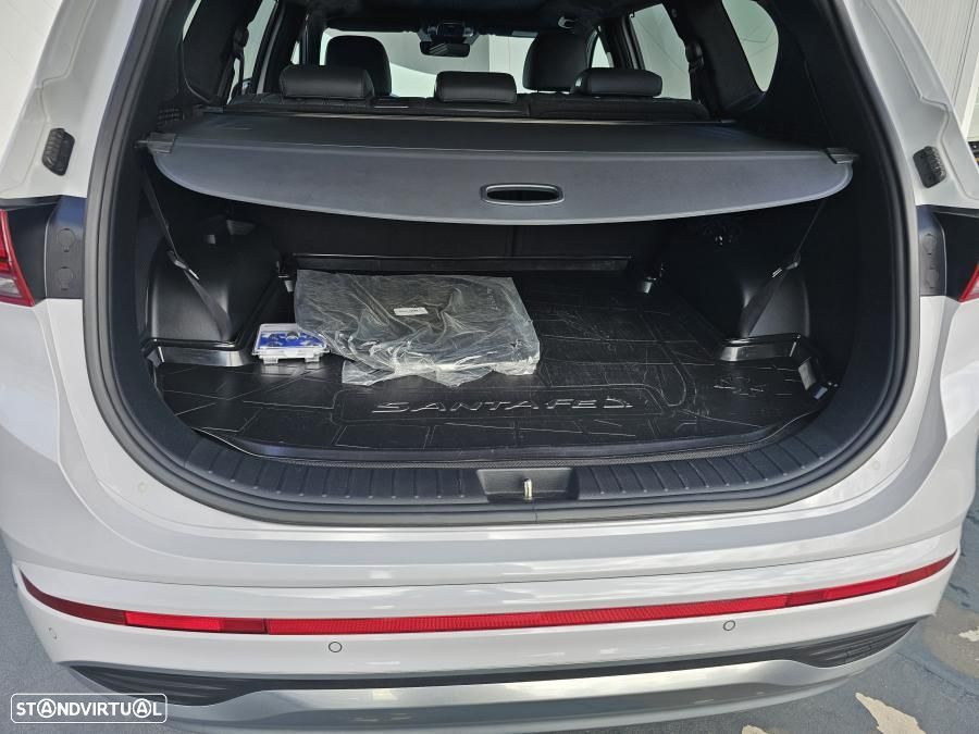 Hyundai Santa Fe 1.6 T-GDI HEV Vanguard+Luxury Pack - 22