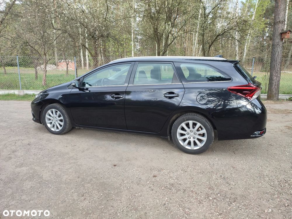 Toyota Auris 1.2 Turbo Edition-S - 4