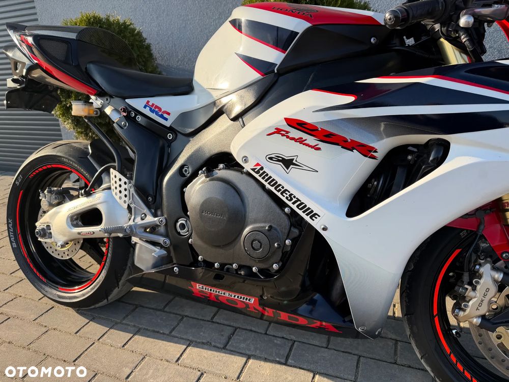 Honda CBR - 12