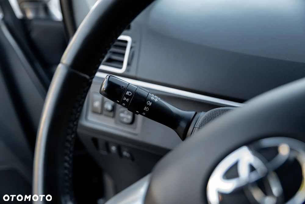 Toyota Verso 1.8 7-Sitzer Executive - 27