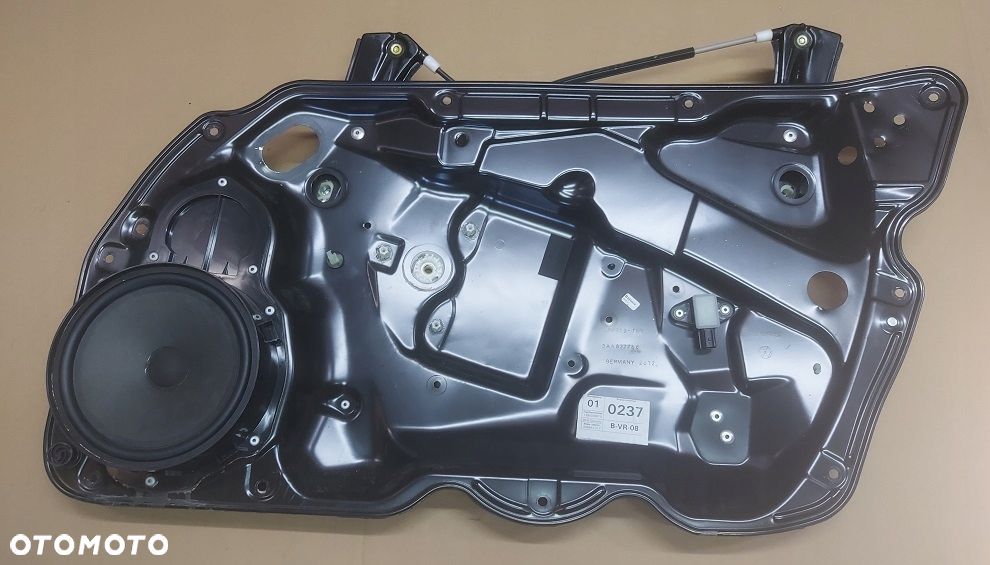VW PASSAT B7 MECHANIZM PODNOŚNIK SZYBY PRAWY PRZÓD - 1