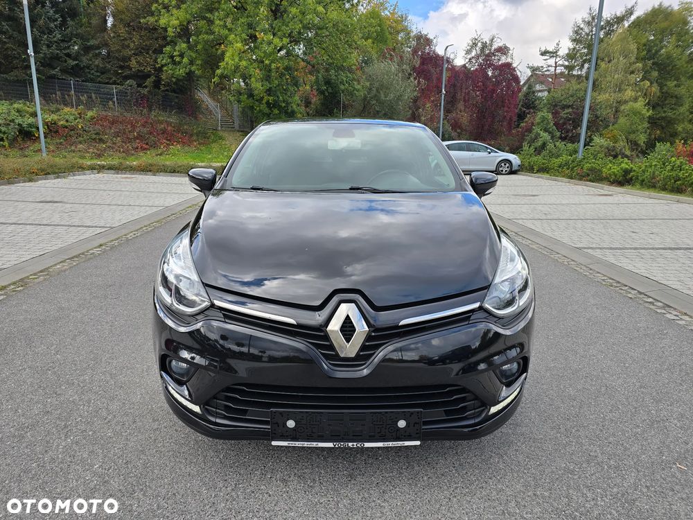 Renault Clio - 23