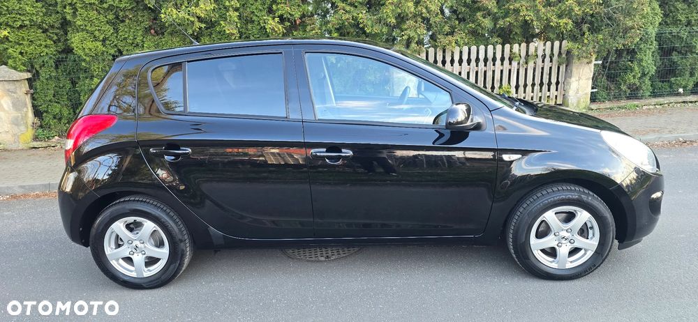 Hyundai i20 1.2 UEFA EURO 2012 Edition - 5